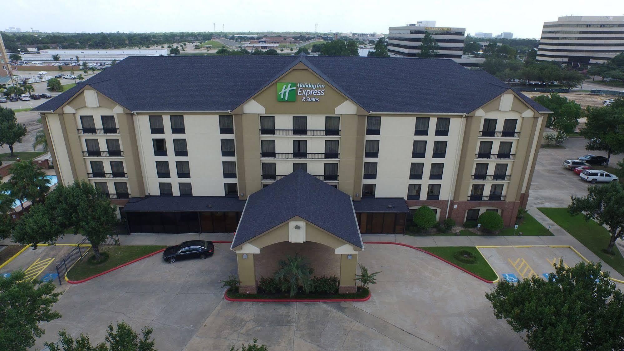 Comfort Inn & Suites Houston I-10 West Energy Corridor Esterno foto