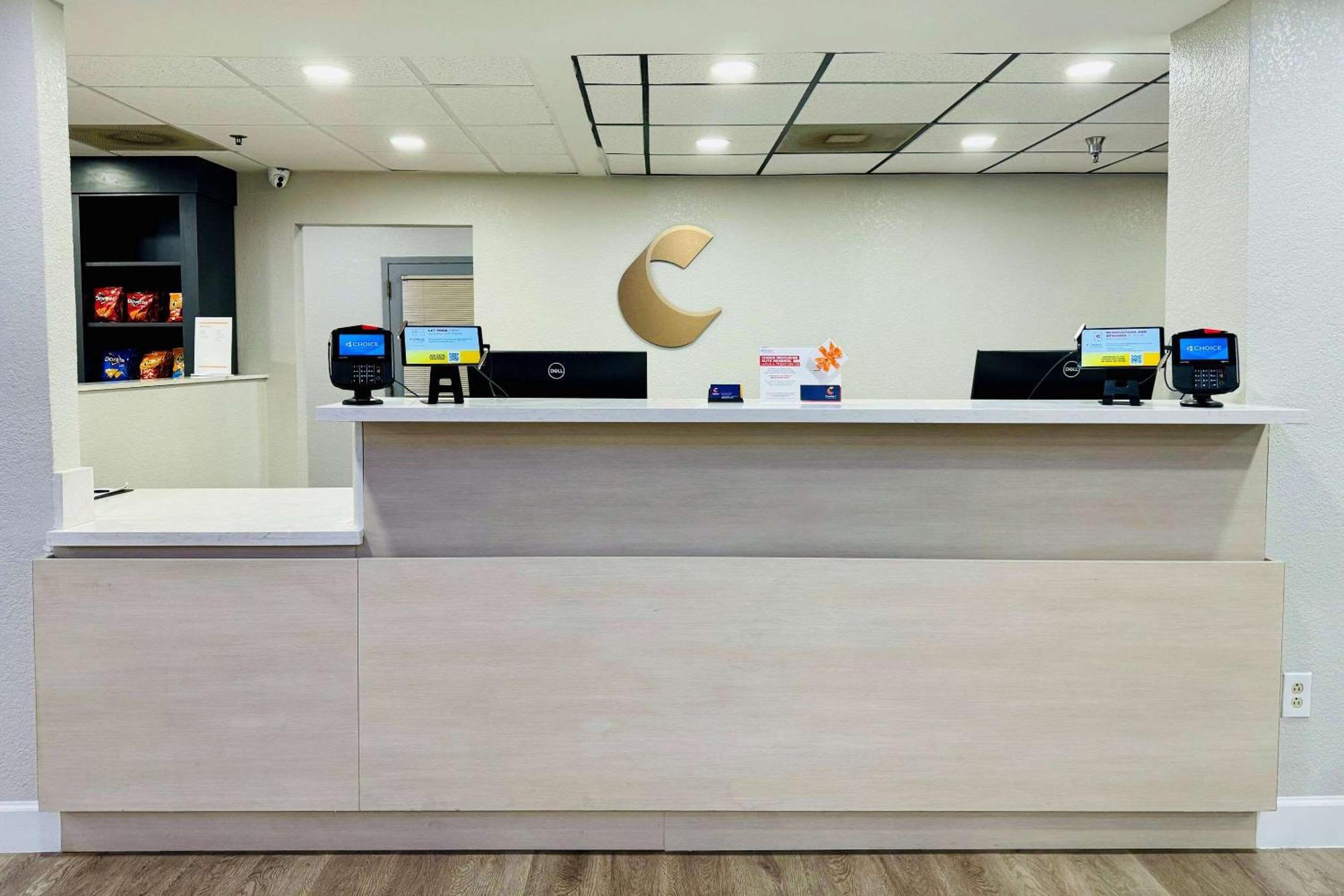 Comfort Inn & Suites Houston I-10 West Energy Corridor Esterno foto