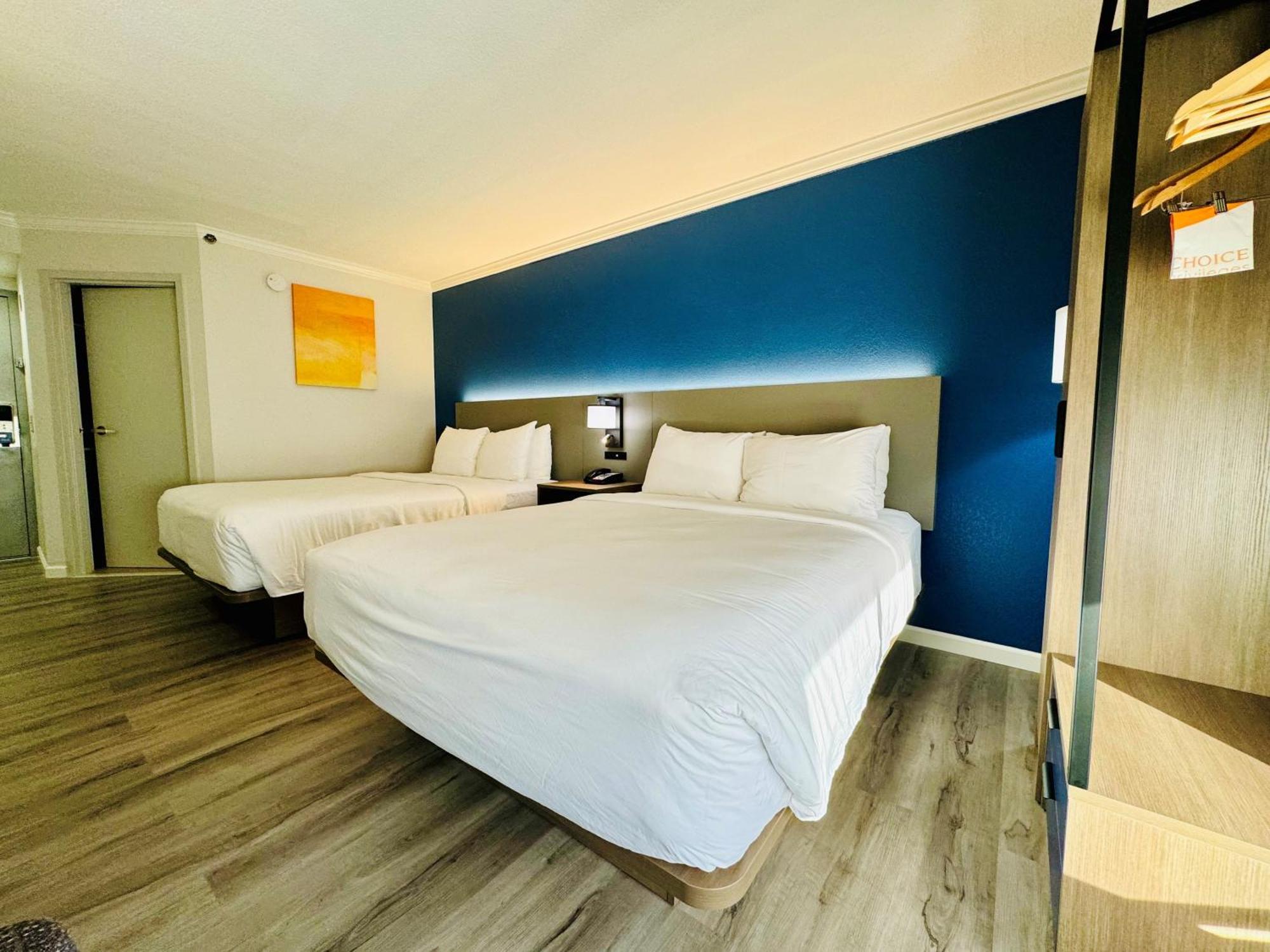 Comfort Inn & Suites Houston I-10 West Energy Corridor Esterno foto